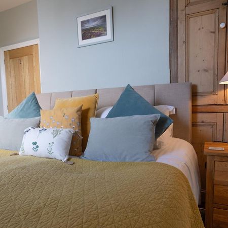 Hassop Station Apartment On The Monsal Trail เบคเวลล์ ภายนอก รูปภาพ